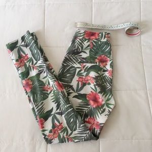 Stradivarius🇪🇸- floral pants